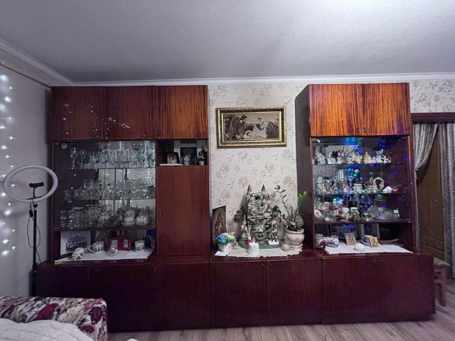 Віддам з самовивозом.