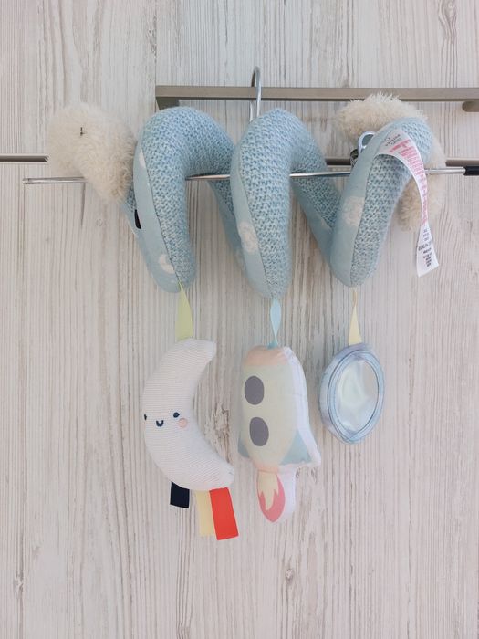 Іграшка на автокрісло коляску