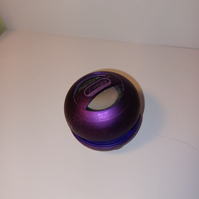 Coluna com fio X-mini