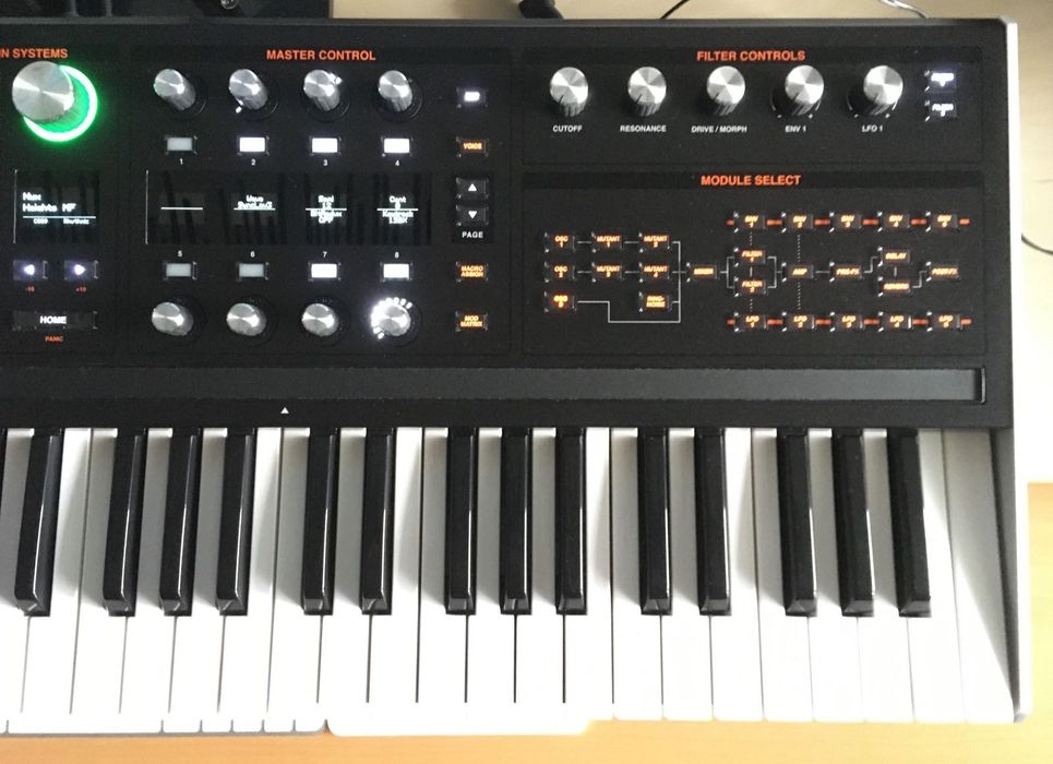 ASM Hydrasynth syntezator