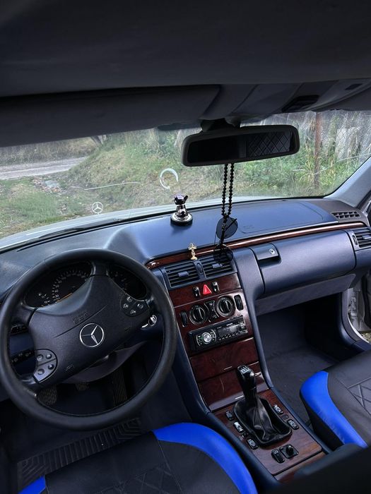 Продам мерседес w210,цікавить обмін на віто,із моєю доплатою
