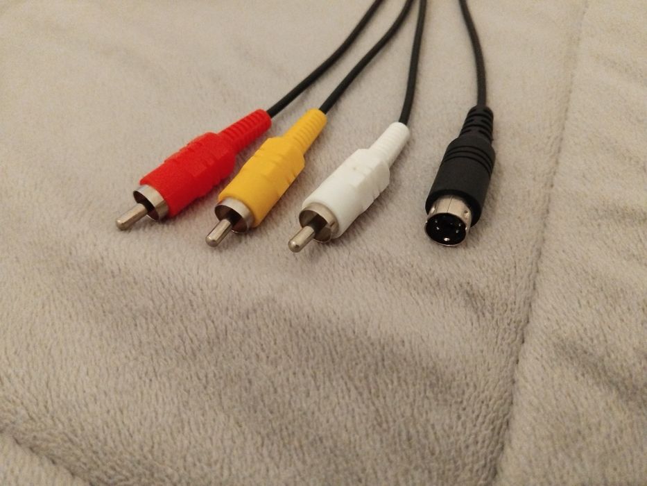 Sega Dreamcast Cabo 1.8M AV RCA + S Video