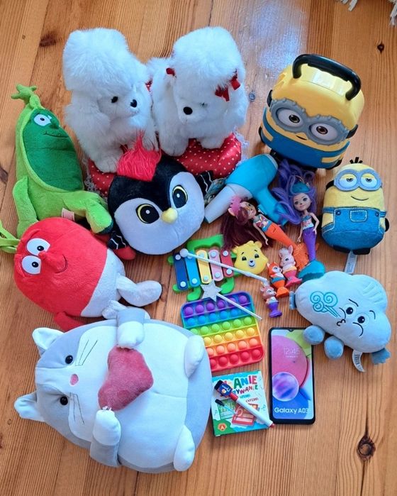 Pluszaki zabawki i inne