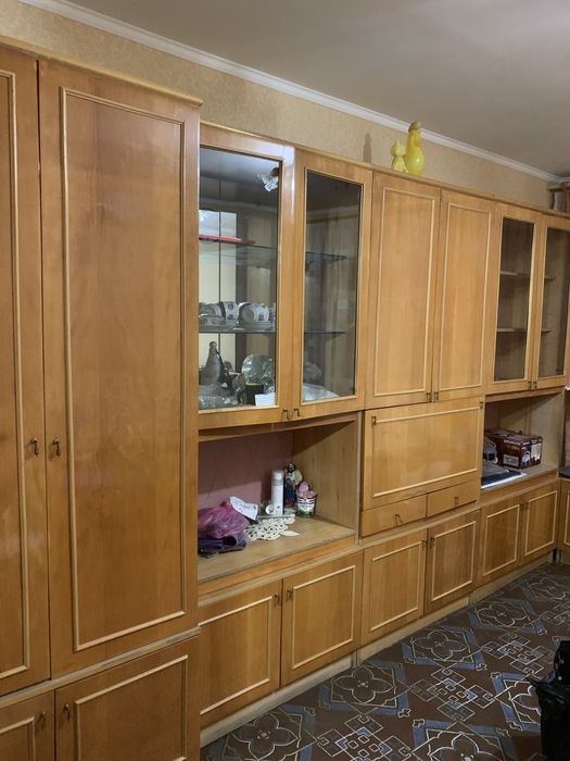 Продам стінку у вітальню