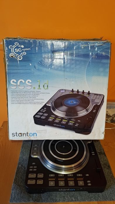 Deck DJ kontroler MIDI Stanton SCS.1d