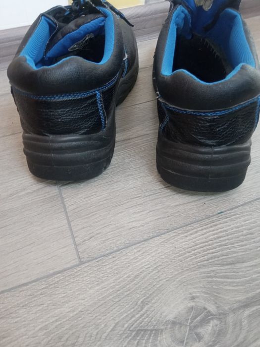 Спец ботінки 45 розмір