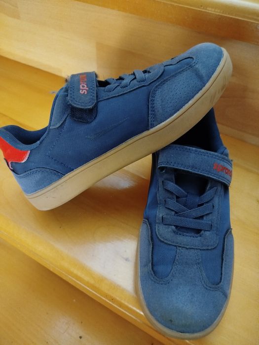 Buty sportowe chłopięce zamszowe 35