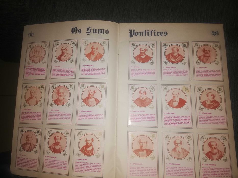 Caderneta Os Sumo Pontífices