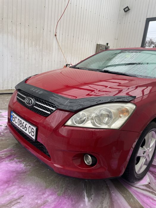 Автомобіль Kia Ceed , 1.6