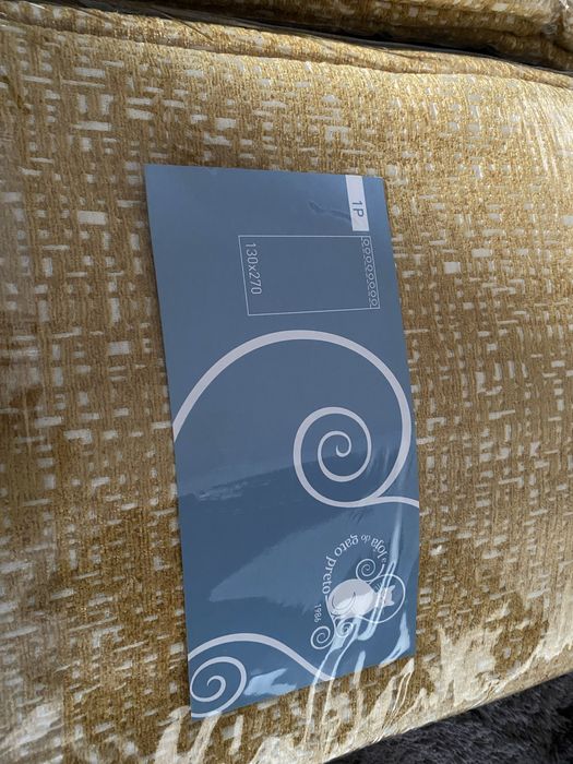 Bonitas cortinas novas gato preto