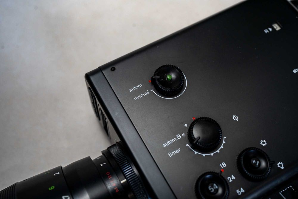 Nizo 801 macro BRAUN Super 8 - retro kamera dla kolekcjonera