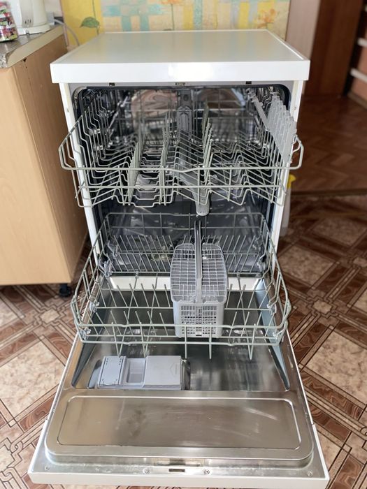 Посудомийна машина Bosch SGS56E42EU