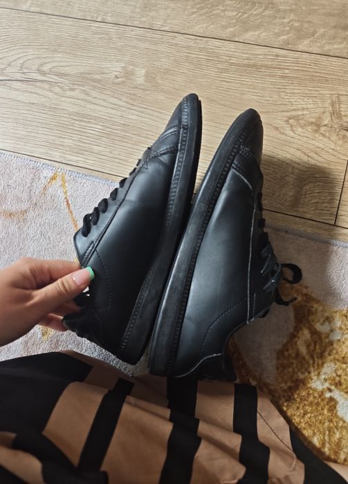 Czarne sneakersy damskie klasyczne sznurowane Lacoste Graduate / Y2K / Grunge