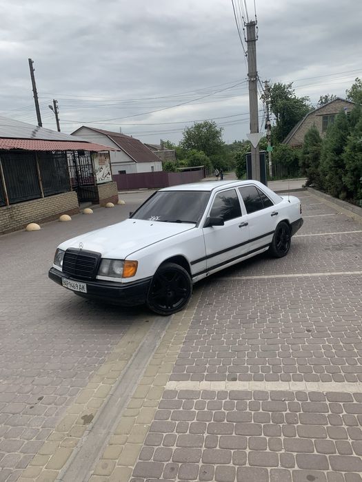 Продам мерседес w124