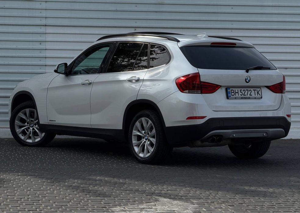 BMW X1 2013 г 2.0 л