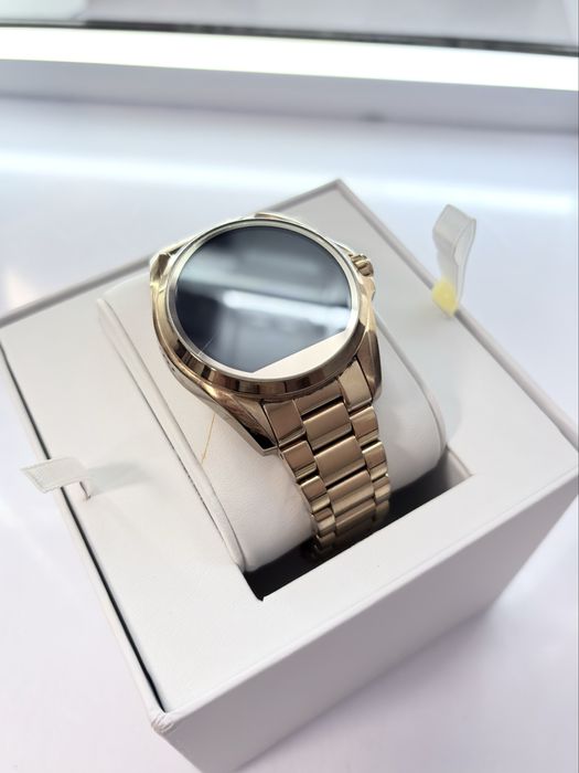 Watch Samrtwatch MKT5004 zloty zegarek Michael kors