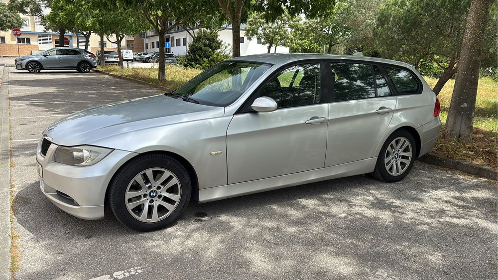 BMW 318d Touring 2008 – Económica, espaçosa e fiável