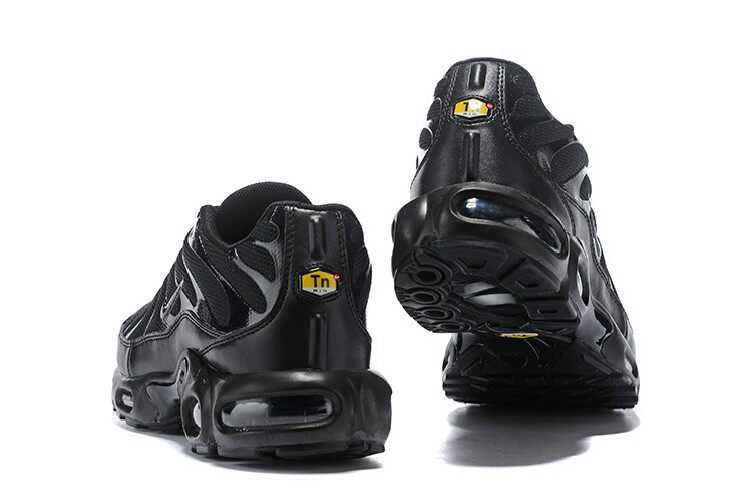 Air Max TN Plus Black R.42
