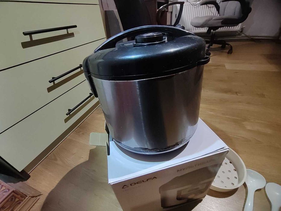 Мультиварка Delfa