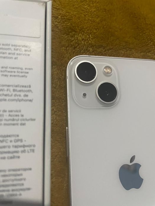 iPhone 13 branco 128GB