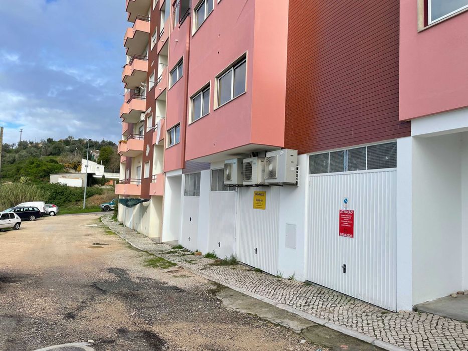 Garagem em Local Privilegiado