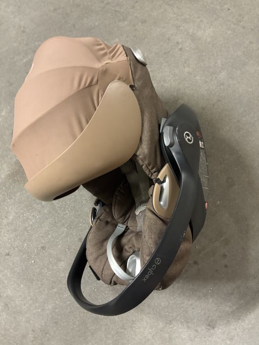 Cadeira Auto Cybex Cloud T i-Size Plus (Ovinho - Cor Cozy Beige