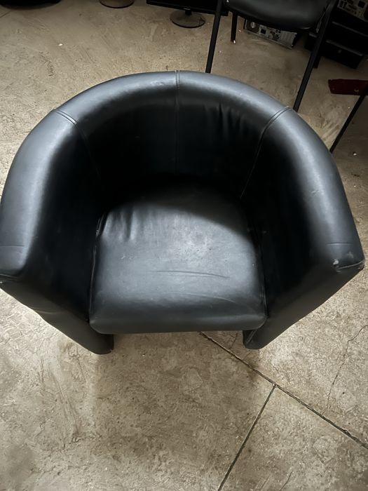 Крісло для кафе, чи для кухні БУ