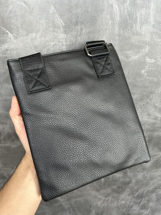Купить мужскую сумку планшетку на  плече hugo boss   чоловіча барсетка