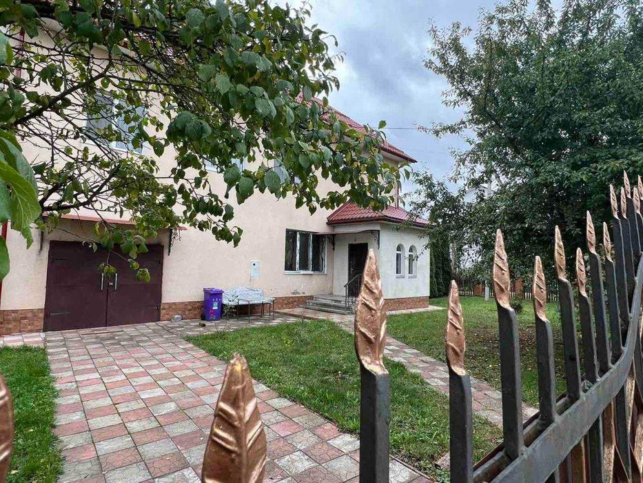 Готовий будинок у Крихівцях