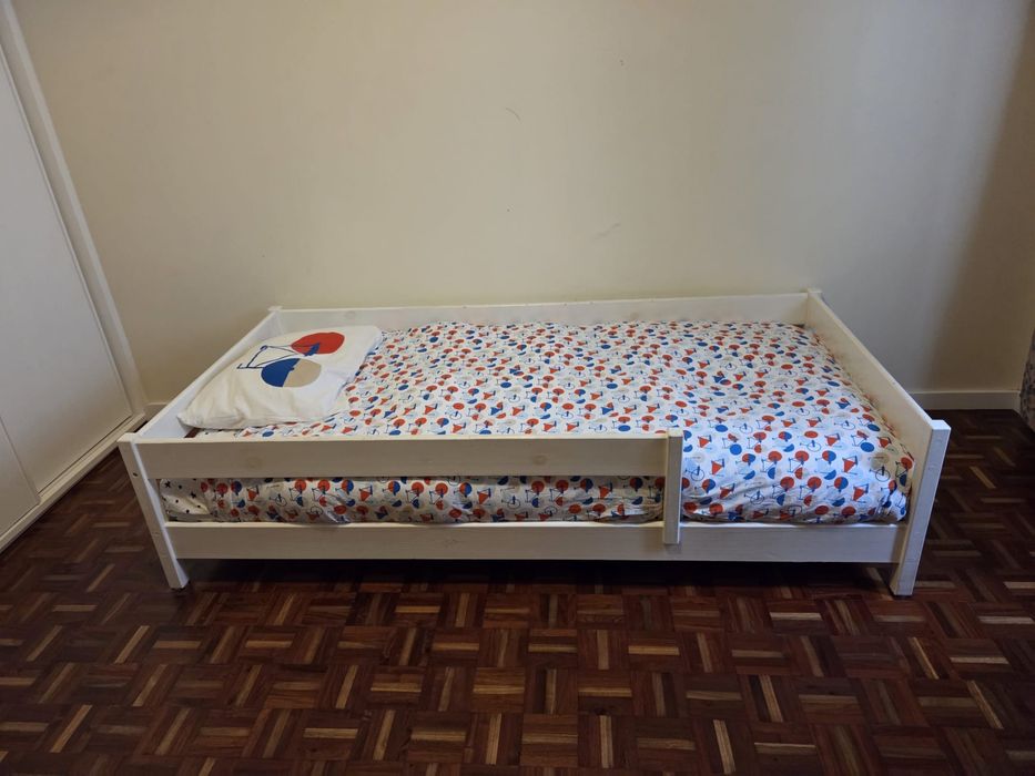 Cama solteiro / crianca