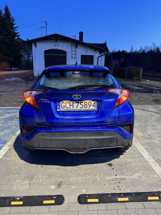 Samochód osobowy Toyota chr 2018