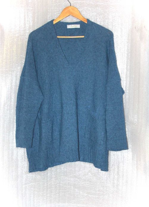 Женский свитер оверсайз размер 48/50