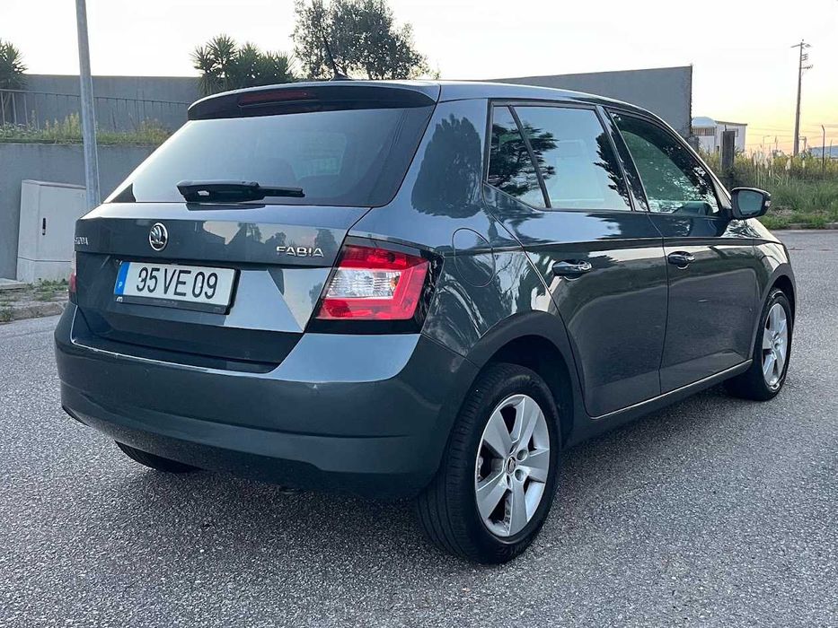 Skoda Fabia 1.0 TSI 95cv foto 3