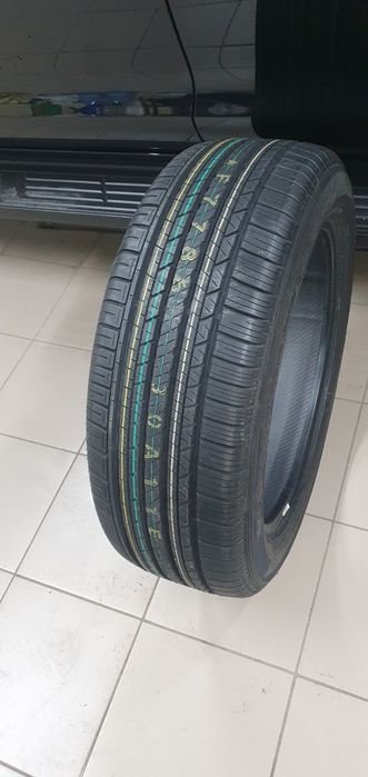 235.55R19 Dunlop sport 270 sport Maxx