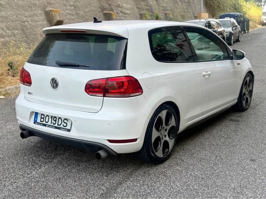 Vw Golf 2.0 GTI DSG Aceito retomas