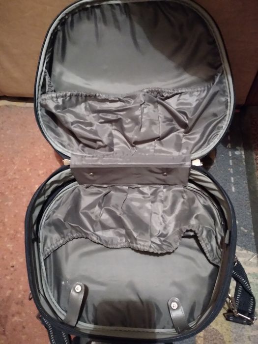 Torebka neseser -jak nowa