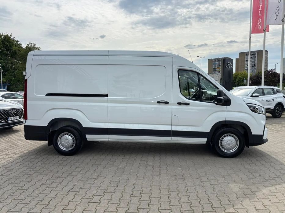 Maxus Deliver 9  Maxus Deliver 9