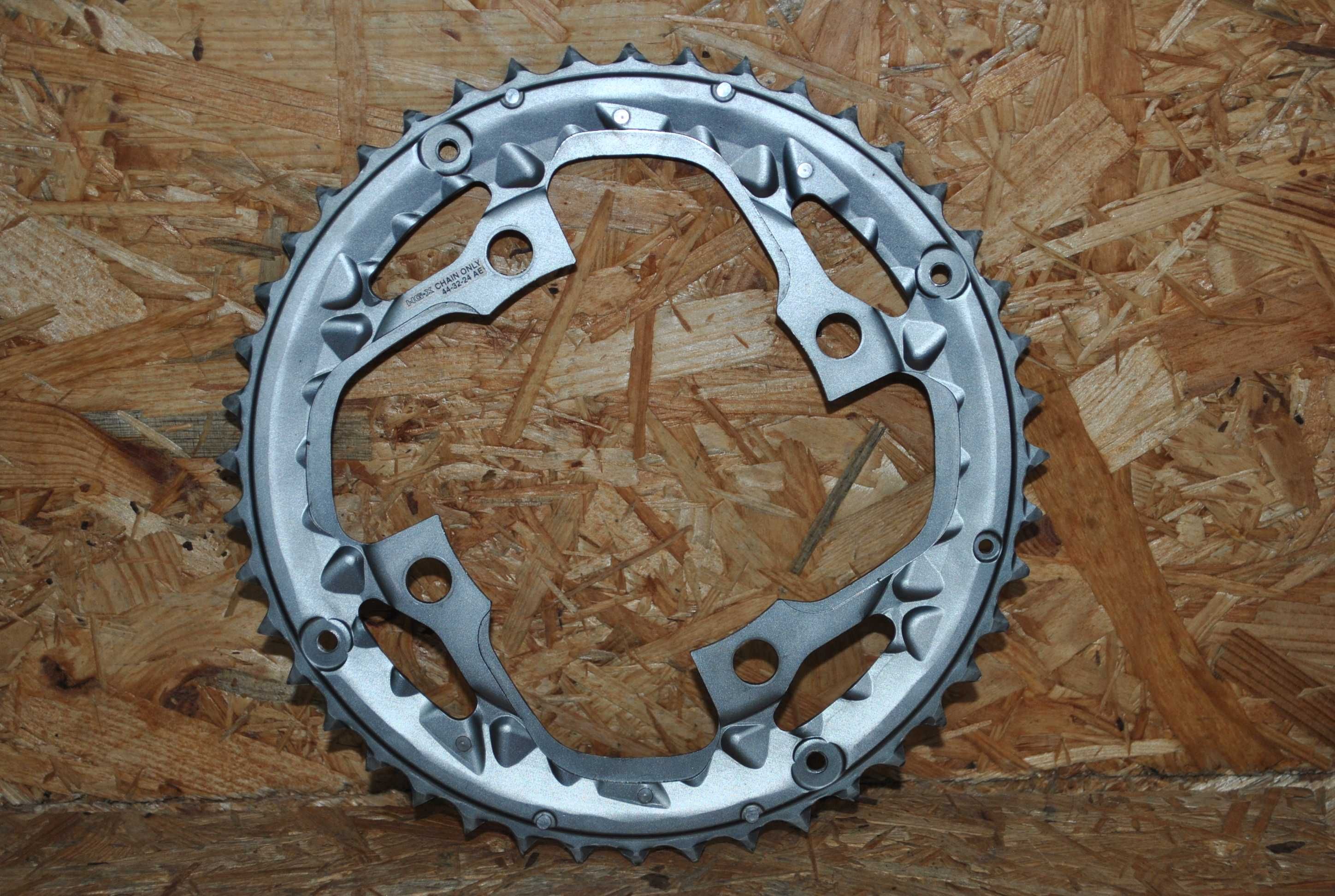 Tarcza Zebatka Shimano Deore LX Hollowtech II FC-T671 44