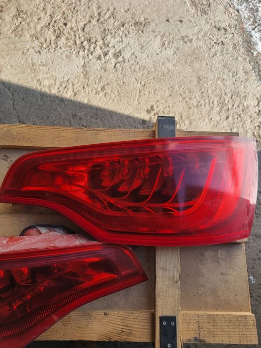 Продам задні фонарі  на Ауді Q7   4L 2010-2015 р