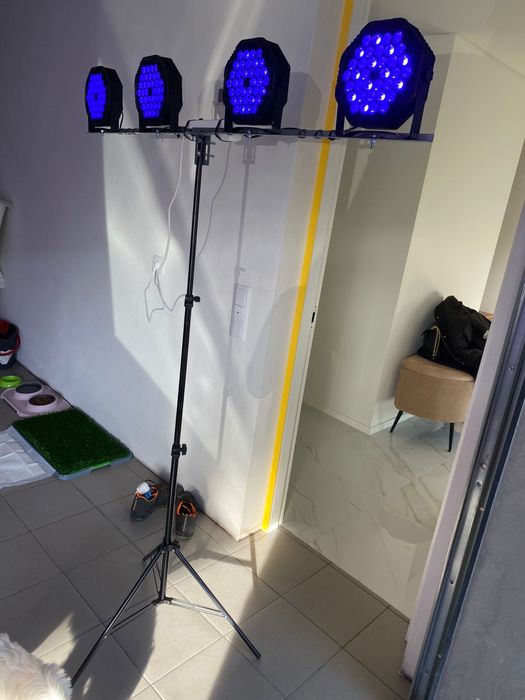 Tripe com 4 projetires dmx