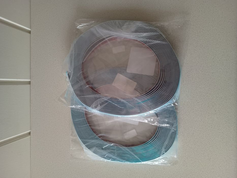 Listwa ozdobna samochodowa samoprzylepna srebrna, 10m