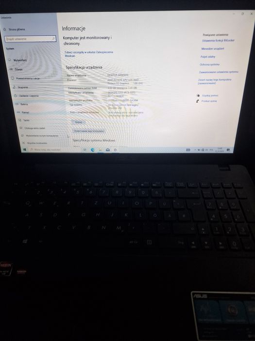 Laptop Asus F552W