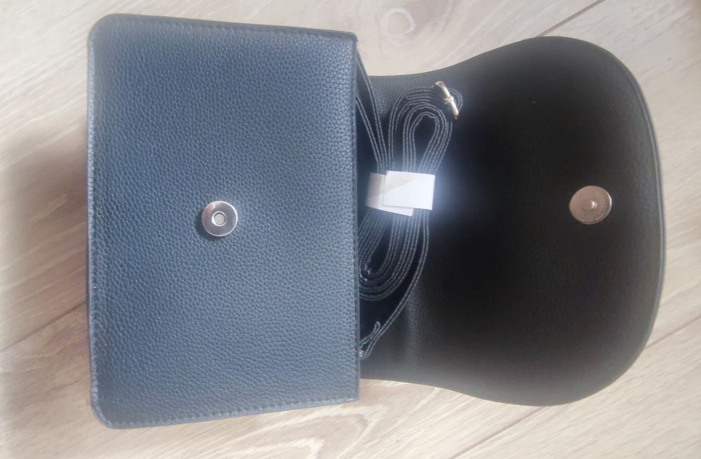 Nowa czarna torebka regulowany pasek