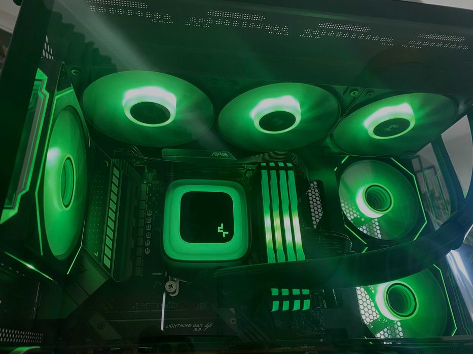 komputer do gier | r7 5800X, RX 6700XT, 32GB ddr4 rgb, AIO |