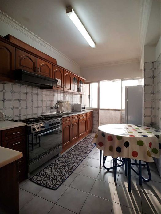 Quarto excelente, cama casal e varanda