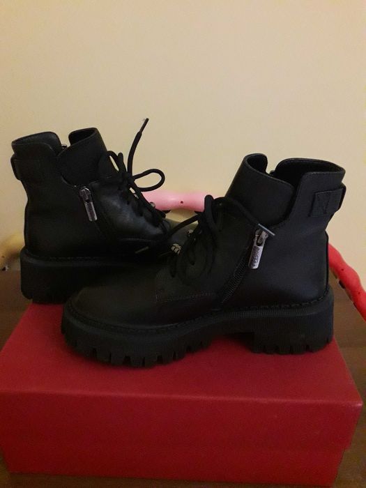 Черевики Erisses