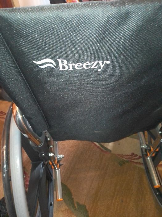 Инвалидная коляска breezy 300