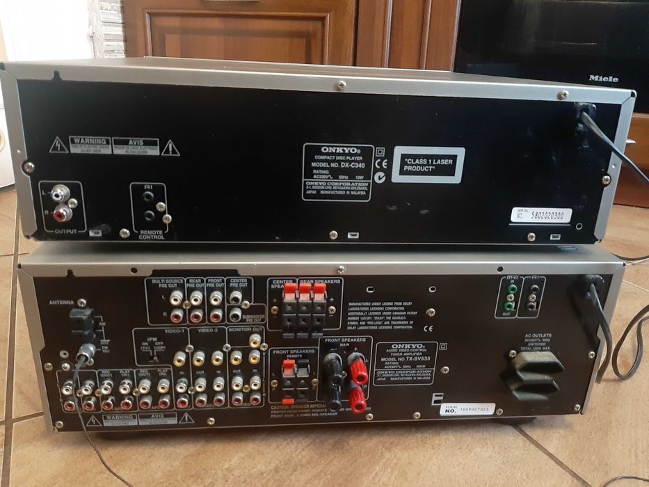 Wieża Onkyo TX-SV535