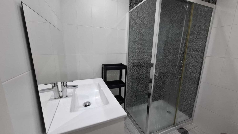 Quarto para arrendar - despesa incluídas