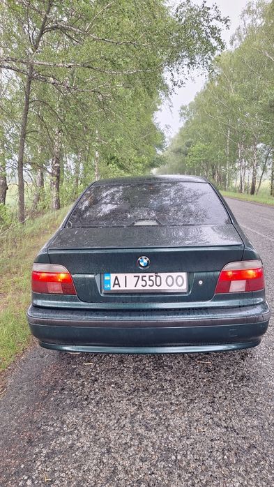 Продам е 39, 2,5 мотор, автомат
